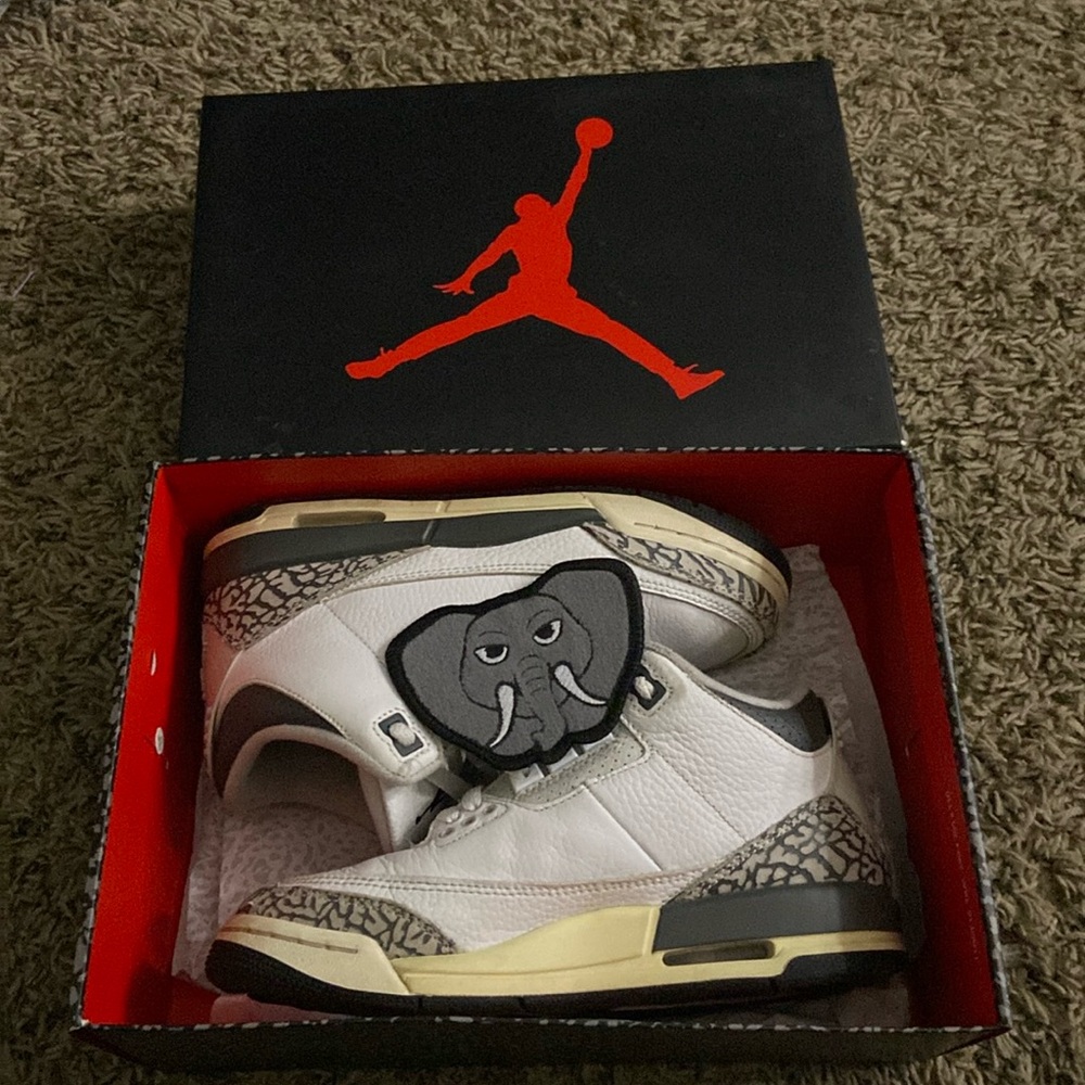 Jordan 3 “hide n seek”